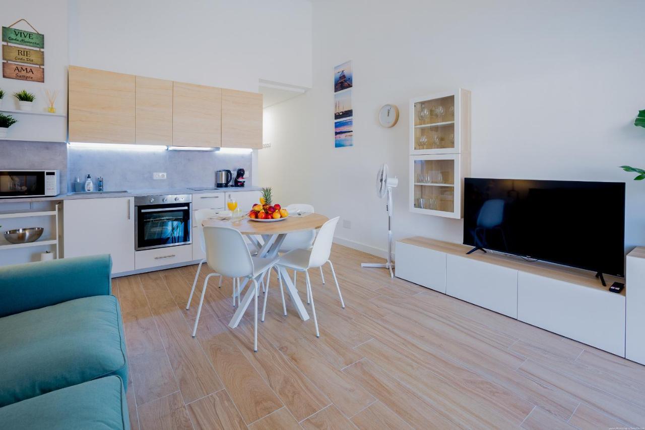 Bright & Stylish Apartment In Chipeque, Los Cristianos Арона Екстер'єр фото